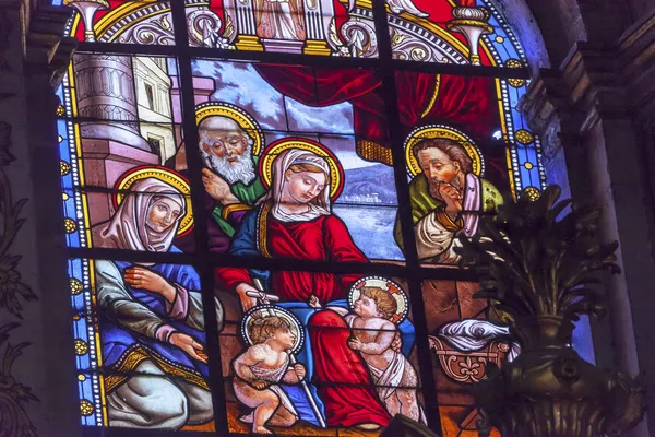 Jesubarnet Johannes Mary farget glass Basilika Cathedral Andalusia – stockfoto