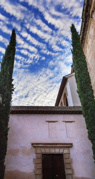 Alhambra morisk innergård morgon sky granada Andalusien Spanien — Stockfoto