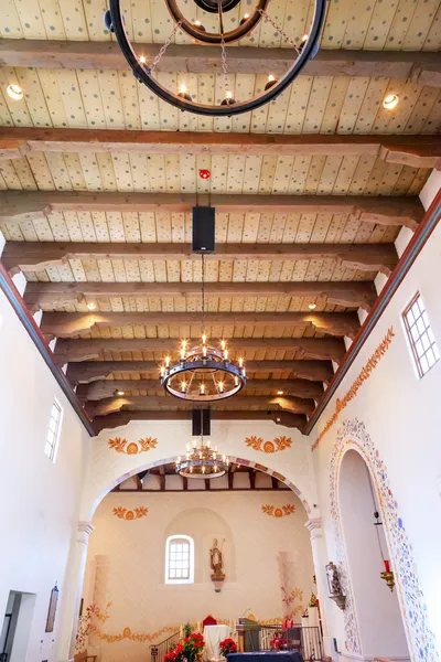Mission San Luis Obispo de Tolosa California Basilica Wooden Cei — Stock Photo, Image