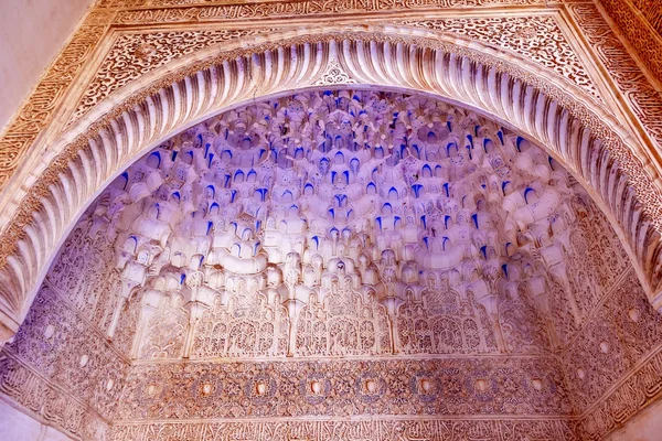 Alhambra Courtyard Arch Blue White Moorish Wall Designs Grenade — Photo