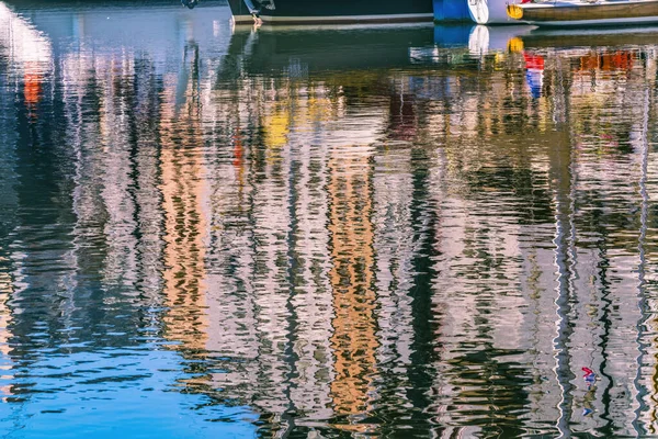 Reflexões Coloridas Beira Mar Abstract Inner Harbor Honfluer France Honfluer — Fotografia de Stock