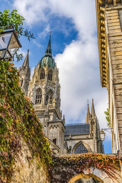 Buiten Gate Bayeux Cathedral Onze Lieve Vrouw Van Bayeux Church — Stockfoto