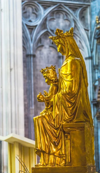 Statue Marie Jésus Basilique Cathédrale Bayeux Eglise Notre Dame Bayeux — Photo