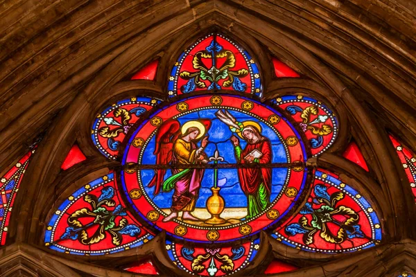 Colorful Angels Blessing France Symbol Fleur Lis Stained Glass Basilica — Stock Photo, Image
