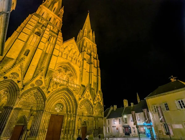 Bayeux França Outubro 2021 Noite Fora Catedral Bayeux Iluminada Igreja — Fotografia de Stock