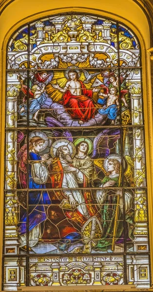 Augustine Florida Mars 2021 Augustine Ecstasy Jesus Fargede Glass Cathedral – stockfoto