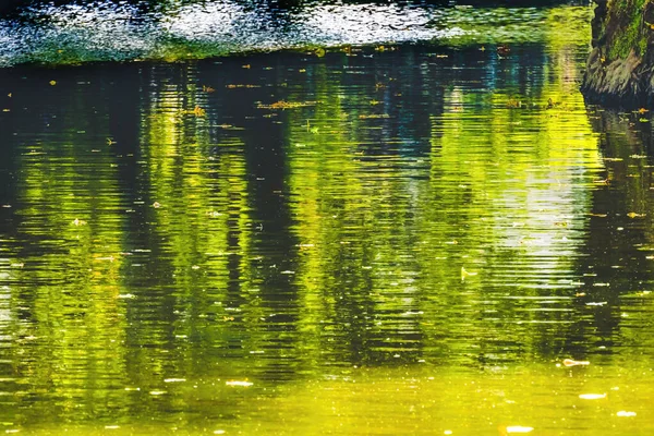 Colorido Rio Aure Reflexão Resumo Fundo Bayeux Centro Normandia França — Fotografia de Stock