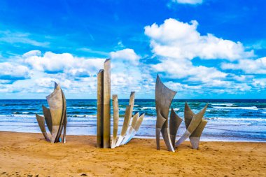 Omaha Sahili, Fransa - 11 Ekim 2021 Les Braves Memorial Omaha D-day Beach Normandiya Frangı