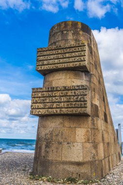 Omaha Sahili, Fransa - 11 Ekim 2021 Les Braves Memorial Omaha D-day Beach Normandiya Frangı