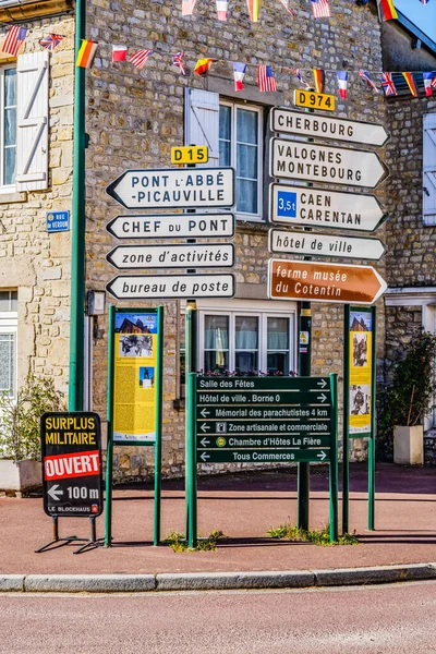 Marie Eglise Normandia Franciaország 2021 Október Crossroads Sign Day Site — Stock Fotó