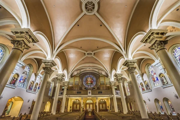 Phoenix Arizona Maj 2021 Pipe Organ Målat Glas Basilika Kyrkan — Stockfoto