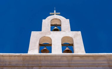 Bronz Çan Çanları Misyonu San Xavier del Bac Katolik Kilisesi Tuscon Arizona 1692 'de kuruldu. 1700' leri Frrancisclerin En İyi İspanyol Koloni Mimarisi tarafından yeniden inşa edildi.