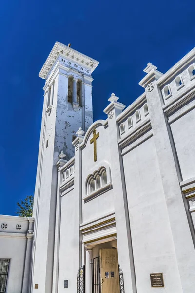 Gran Campanario Blanco Iglesia Santa Cruz Tuscon Arizona Fundada 1918 —  Fotos de Stock