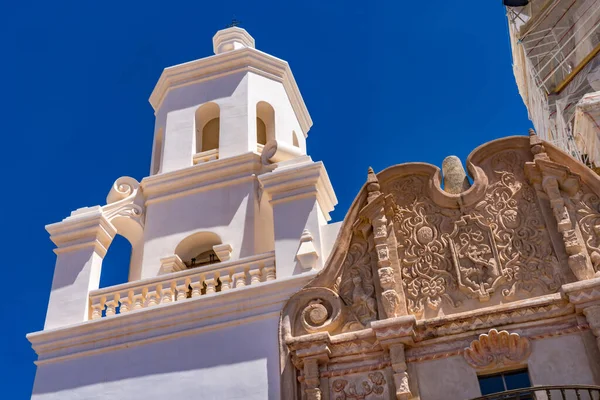 Front Tower Belfry Mission San Xavier Del Bac Catholic Church — Stock Photo, Image