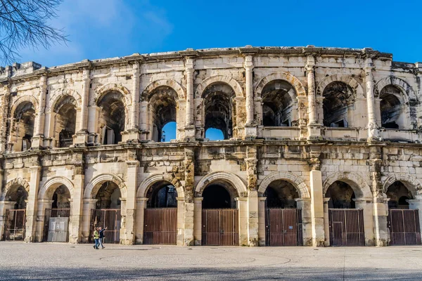 Nîmes France Décembre 2021 Touristes Ancient Classical Roman Amphitheatre Arena — Photo