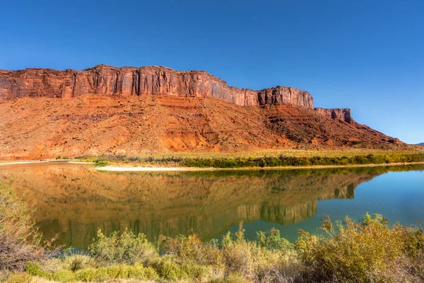 Sandy Beach Access Colorado River Red Rock Canyon Reflection Green — Stock Photo, Image