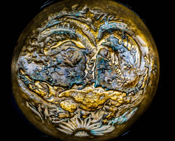尼姆斯 2021年12月30日 尼姆斯镇象征尼姆斯加德法国 1535年的符号 棕榈树罗马胜利的象征 埃及的短吻鳄 Alligator Symol Egypt 罗马硬币的象征 — 图库照片