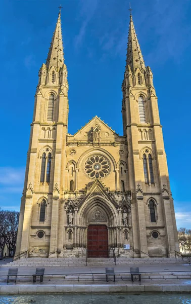 Fasada Przednia Przed Kościołem Saint Baudile Eglise Sainte Baudile Nimes — Zdjęcie stockowe