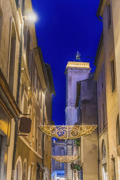 Weihnachtsdekoration Geschäfte Geschäfte Narrow Street Old Clock Tower Nimes Gard — Stockfoto
