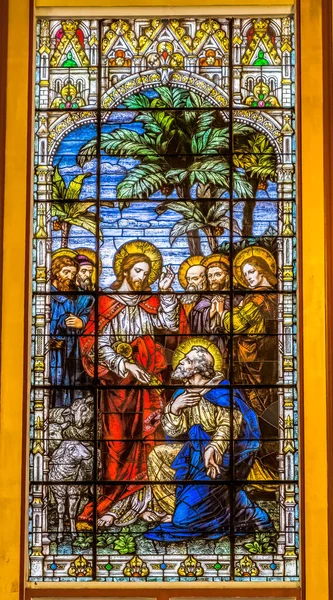 Miami Florida Maaliskuuta 2021 Jeesus Antoi Kirkolle Avaimet Pietarin Lasimaalaus — kuvapankkivalokuva
