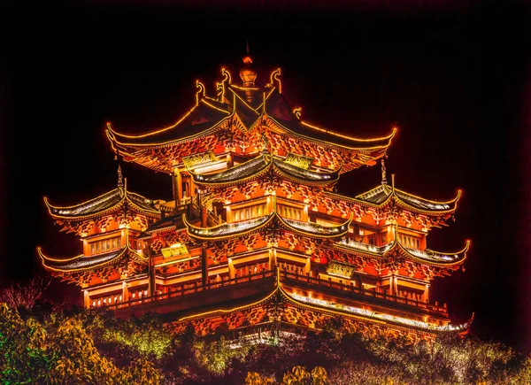 Iluminated Chenghuang Pavilion Night Světla West Lake Hangzhou Zhejiang Čína — Stock fotografie
