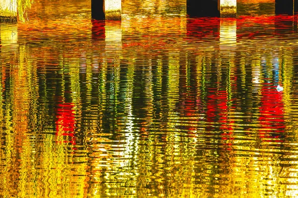 Colorful Reflection Abstract Gold Fish Bridge West Lake Hangzhou Zhejiang — 스톡 사진