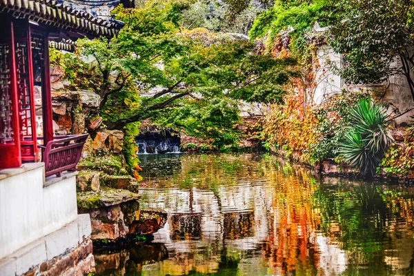 Garden Humble Administrator Zhouzheng Yuan Water Reflection Ancient Chinese House — Stockfoto