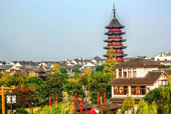 Ancient Chinese Ruigang Pagoda Red Lanterns Suzhou Style Buildings Apartments — Stock Photo, Image