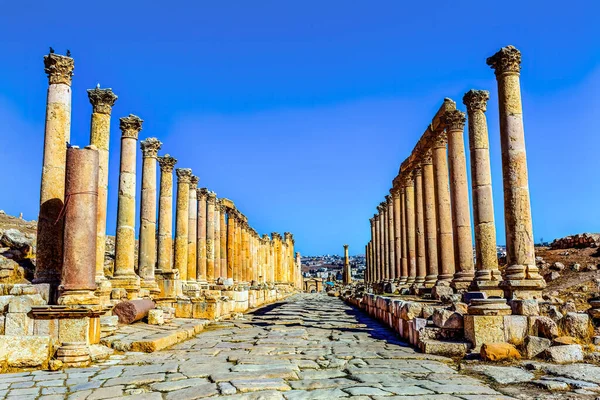 Κορινθιακές Στήλες Αρχαία Ρωμαϊκή Road City Jerash Ιορδανία Jerash Από — Φωτογραφία Αρχείου