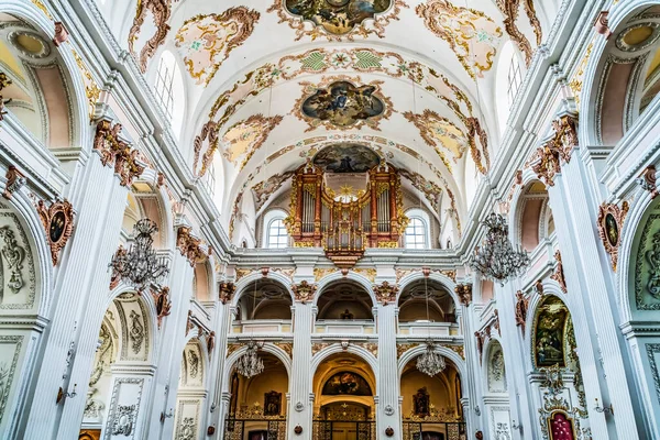 Lucerne Sviçre Ağustos 2022 Renkli Binalar Restoranlar Eski Şehir Şaretleri — Stok fotoğraf