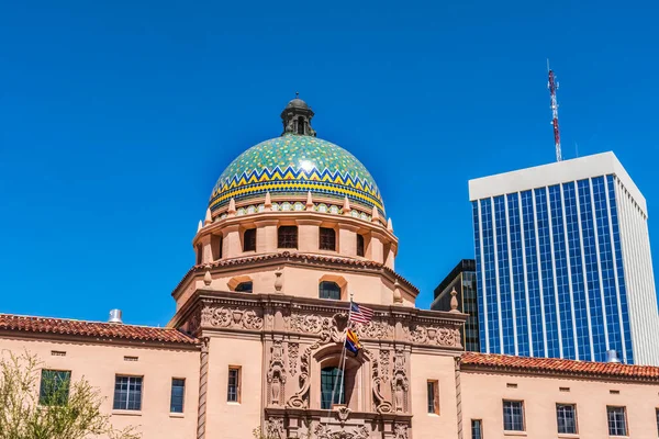 Cúpula Colorida Fachada Estatuas Ayuntamiento Centro Ciudad Gobierno Tucson Arizona —  Fotos de Stock