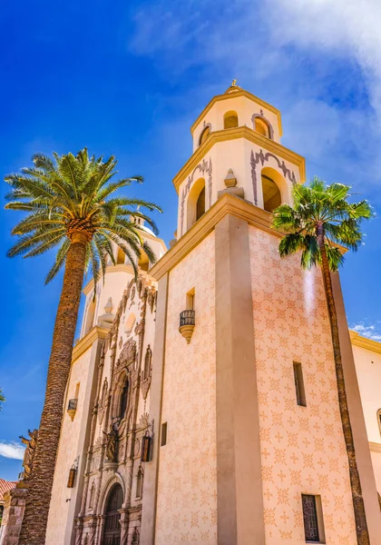 Fachada Spires Steeples Catedral San Agustín Iglesia Católica Basílica Tucson —  Fotos de Stock