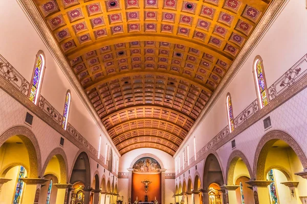 美国亚利桑那州图森市 2021年5月26日 圣奥古斯丁大教堂天主教教堂 Augustine Cathedral Catholic Church 始建于1776年 — 图库照片