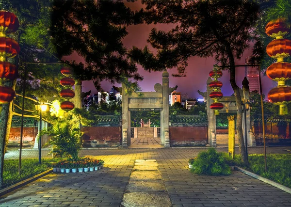 Ancient Temple Sun Red Lanterns Stone Gate Altar Beijing China — Stock fotografie