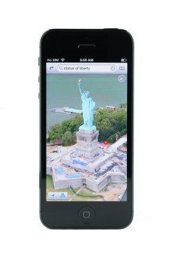 iPhone 5 3D görünümleri göster