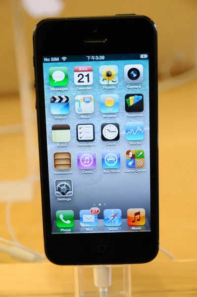 Bliska czarny iPhone 5 — Zdjęcie stockowe