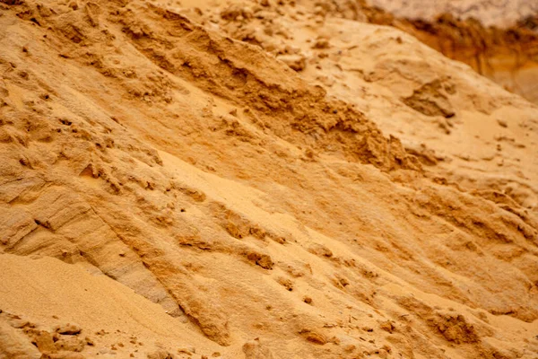 Struktureller Sand Mit Einer Reliefoberfläche Mehrfarbigen Schichten Und Unterschiedlichen Granulatgrößen — Stockfoto