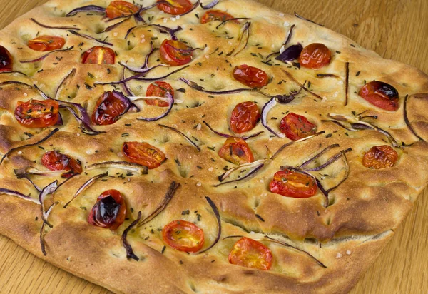 Tomaten- und Zwiebelbrot Stockfoto