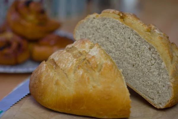 Ένα καρβέλι ψωμί. — Φωτογραφία Αρχείου