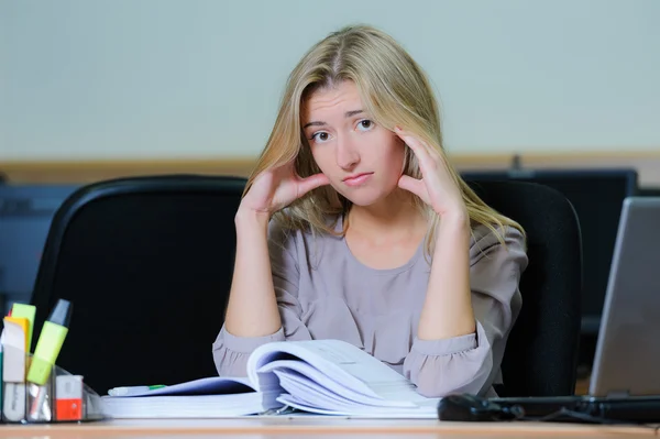 Tired businesswoman at the office — Stock Photo, Image