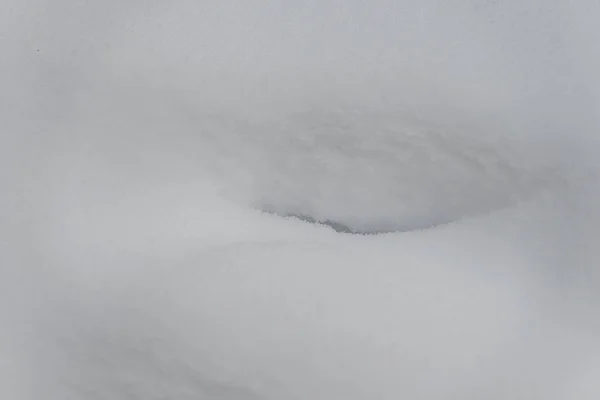 Contexte. Gros plan blanc neige. dérive des neiges après les chutes — Photo