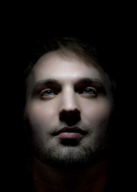 Vintage gibi düşük anahtar Güzellik erkek portre