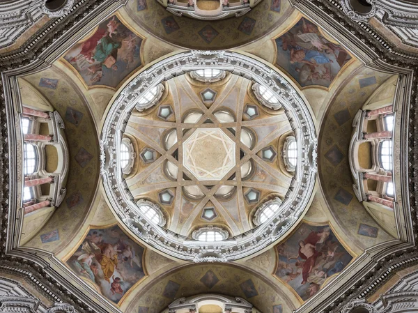 Biserica San Lorenzo, Torino, Italia — Fotografie, imagine de stoc