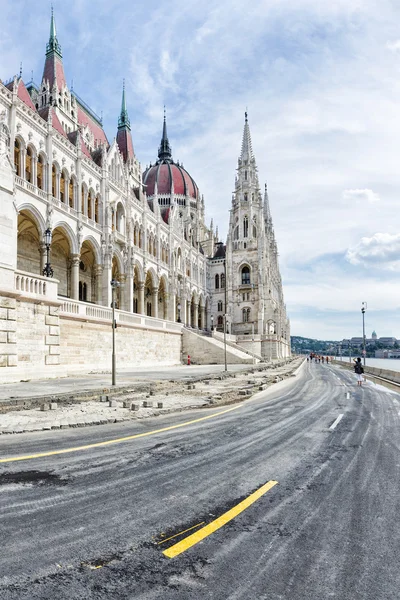 Weergave van de dag van het parlementsgebouw van Boedapest — Stockfoto