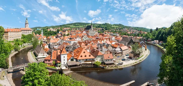 Панорама історичною частиною чеські Крумлов з замок і Стокова Картинка