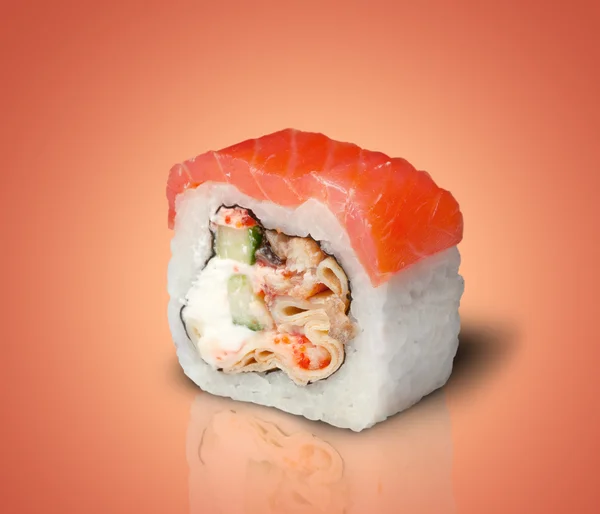 Salmon sushi roll — Stock Photo, Image