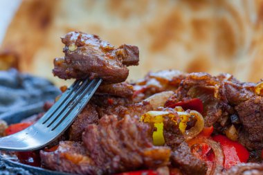 et Kavurma pan ve pide