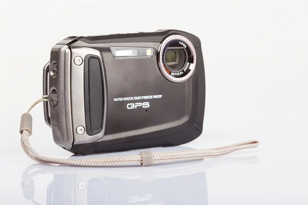 Vodotěsný kompaktní digitální fotoaparát — Stock fotografie