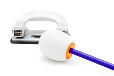 Zımba ve yumurta şeklinde kalem