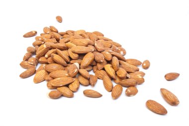 beyaz üzerine fındık